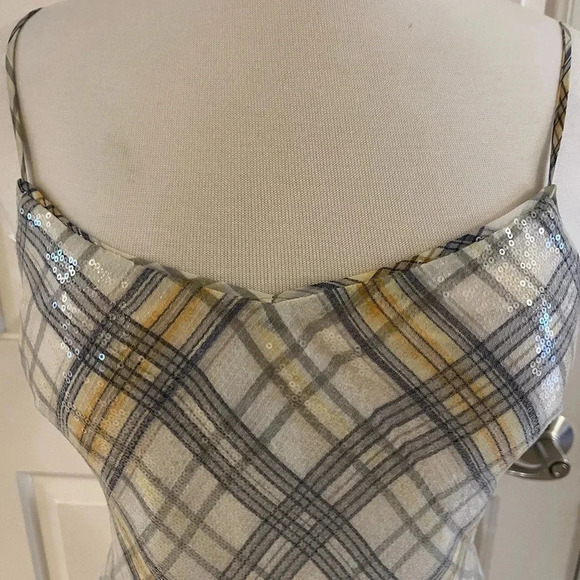 W by Worth Pearl sequin gray and yellow plaid mistress-Size 4 - Picture 4 of 11